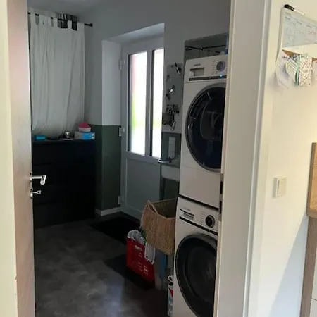 Apartment Haus Mit Garten 》ruhig & Zentral