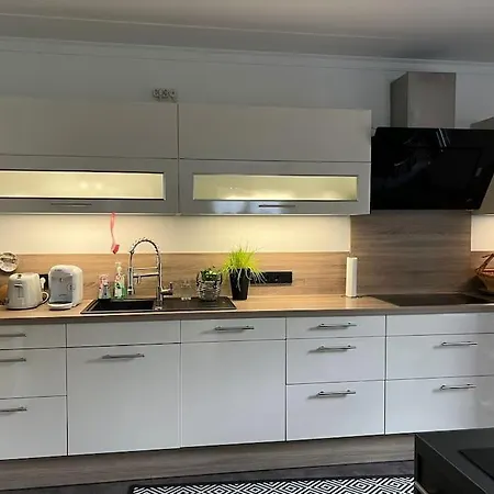 Haus Mit Garten 》ruhig & Zentral Weener