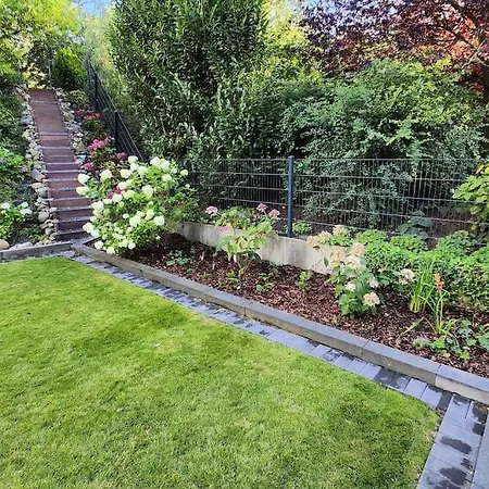 Haus Mit Garten 》ruhig & Zentral Weener